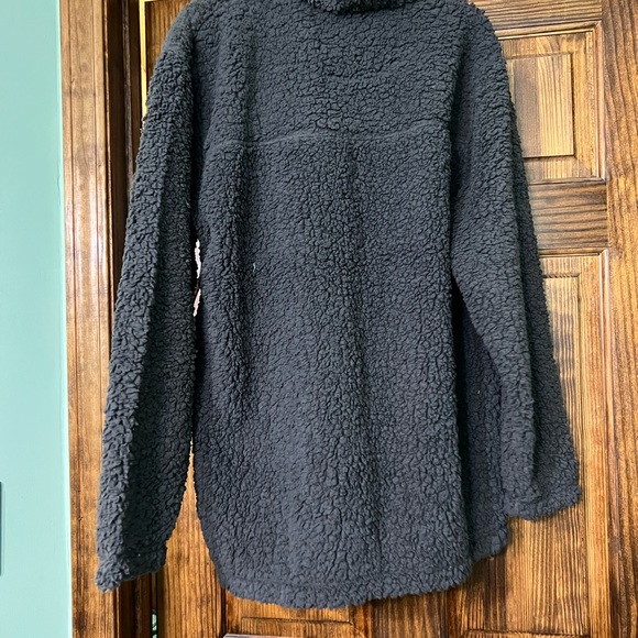 New! Quarter Zip Gray Sherpa XL - Picture 2 of 3